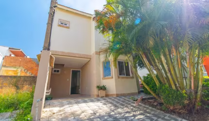 Casa em condomínio fechado com 3 quartos à venda na Rua Osório Mendes Ouriques, 332, Guarujá, Porto Alegre, 161 m2 por R$ 340.000
