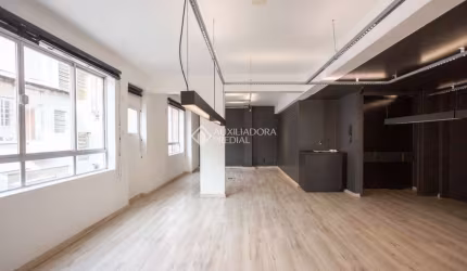 Sala comercial à venda na Avenida Alberto Bins, 789, Independência, Porto Alegre, 214 m2 por R$ 599.000