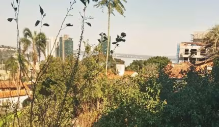 Terreno em condomínio fechado à venda na Rua Curupaiti, 235, Cristal, Porto Alegre, 594 m2 por R$ 550.000