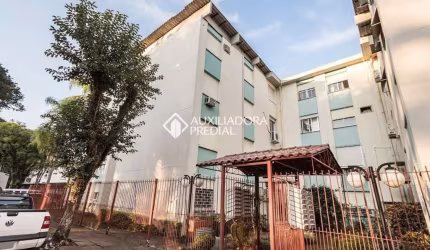 Apartamento com 3 quartos à venda na Rua Engenheiro Fernando Mendes Ribeiro, 25, Santo Antônio, Porto Alegre, 60 m2 por R$ 225.000
