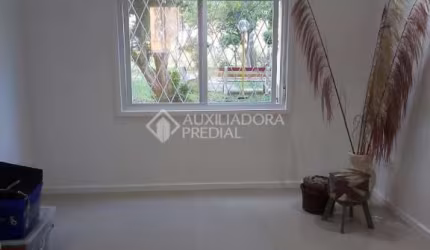 Apartamento com 3 quartos à venda na Rua Sapê, 516, Passo da Areia, Porto Alegre, 63 m2 por R$ 372.400
