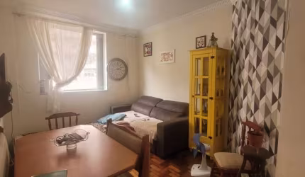 Apartamento com 2 quartos à venda na Rua Duque de Caxias, 1327, Centro Histórico, Porto Alegre, 72 m2 por R$ 266.000
