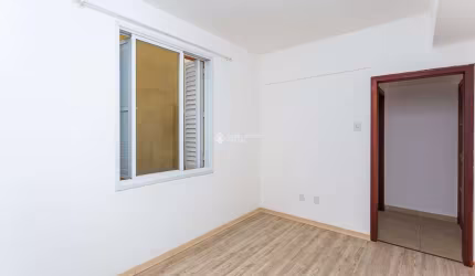 Apartamento com 1 quarto à venda na Rua Coronel Fernando Machado, 311, Centro Histórico, Porto Alegre, 58 m2 por R$ 290.000