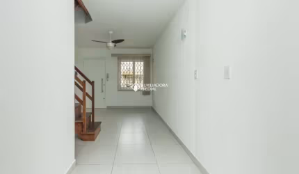 Casa em condomínio fechado com 2 quartos à venda na Rua Ney da Gama Ahrends, 179, Protásio Alves, Porto Alegre, 79 m2 por R$ 262.000