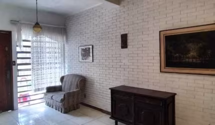 Casa com 5 quartos à venda na Rua Santa Cecília, 1738, Santa Cecília, Porto Alegre, 206 m2 por R$ 850.000