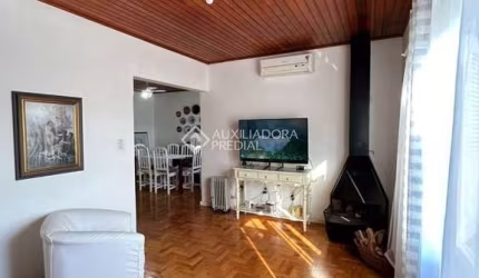 Casa com 3 quartos à venda na Felicíssimo De Alfonsin, 263, Centro, Tapes, 169 m2 por R$ 556.500