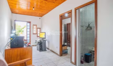 Casa com 2 quartos à venda na Rua Baldoino Bottini, 478, Hípica, Porto Alegre, 70 m2 por R$ 329.000