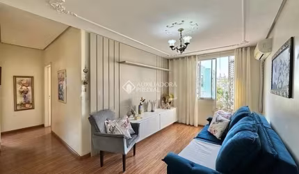 Apartamento com 2 quartos à venda na Rua Itiberê da Cunha, 63, São Sebastião, Porto Alegre, 54 m2 por R$ 255.000