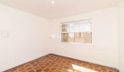 Apartamento com 2 quartos à venda na Rua Leão XIII, 24, Cidade Baixa, Porto Alegre, 80 m2 por R$ 240.000