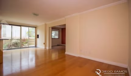 Apartamento com 3 quartos à venda na Rua Veríssimo Rosa, 757, Partenon, Porto Alegre, 151 m2 por R$ 790.000