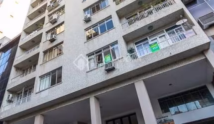 Apartamento com 3 quartos à venda na Rua Jerônimo Coelho, 95, Centro Histórico, Porto Alegre, 124 m2 por R$ 560.000