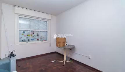 Apartamento com 2 quartos à venda na Rua Pinto Bandeira, 476, Centro Histórico, Porto Alegre, 72 m2 por R$ 325.000