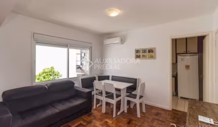 Apartamento com 2 quartos à venda na Rua Coronel Fernando Machado, 525, Centro Histórico, Porto Alegre, 46 m2 por R$ 380.000