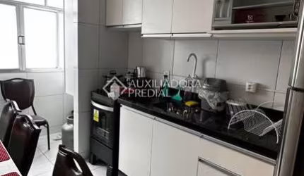 Apartamento com 2 quartos à venda na Rua Albion, 402, Partenon, Porto Alegre, 66 m2 por R$ 240.000