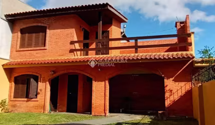 Casa com 3 quartos à venda na Avenida Marquês de Souza, 119, Jardim São Pedro, Porto Alegre, 280 m2 por R$ 950.000