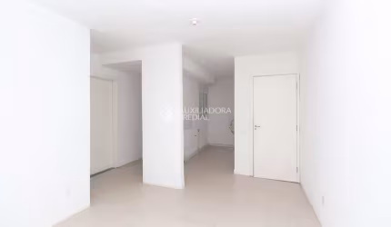 Apartamento com 1 quarto para alugar na Rua Irmã Teresilda Steffen, 335, Mário Quintana, Porto Alegre, 41 m2 por R$ 800