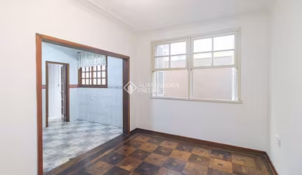 Apartamento com 3 quartos para alugar na Rua dos Andradas, 515, Centro Histórico, Porto Alegre, 70 m2 por R$ 1.900