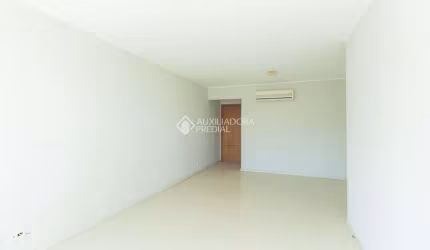 Apartamento com 3 quartos para alugar na Rua Machado de Assis, 855, Partenon, Porto Alegre, 96 m2 por R$ 4.200
