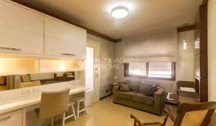 Apartamento com 1 quarto para alugar na Avenida João Pessoa, 1175, Farroupilha, Porto Alegre, 48 m2 por R$ 1.950