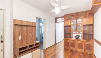 Apartamento com 2 quartos para alugar na Rua João Abbott, 108, Petrópolis, Porto Alegre, 60 m2 por R$ 2.400