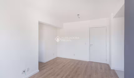 Apartamento com 2 quartos para alugar na Rua Capitão Pedro Werlang, 1066, Partenon, Porto Alegre, 52 m2 por R$ 2.200