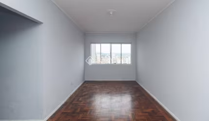 Apartamento com 3 quartos para alugar na Rua Duque de Caxias, 1531, Centro Histórico, Porto Alegre, 101 m2 por R$ 2.000