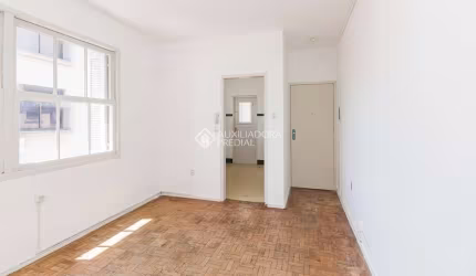 Apartamento com 2 quartos para alugar na Avenida Protásio Alves, 1320, Petrópolis, Porto Alegre, 76 m2 por R$ 1.800