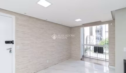 Apartamento com 2 quartos para alugar na Rua Joaquim de Carvalho, 650, Vila Nova, Porto Alegre, 50 m2 por R$ 2.000