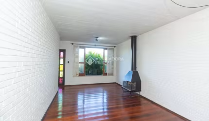 Casa em condomínio fechado com 4 quartos para alugar na Rua Rafael Clark, 407, Partenon, Porto Alegre, 120 m2 por R$ 3.000