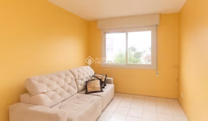 Apartamento com 2 quartos para alugar na Rua Portuguesa, 279, Partenon, Porto Alegre, 58 m2 por R$ 2.000