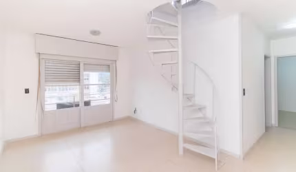 Cobertura com 3 quartos para alugar na Avenida Teresópolis, 2565, Teresópolis, Porto Alegre, 250 m2 por R$ 2.400
