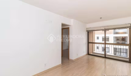 Apartamento com 2 quartos para alugar na Rua Professor Cristiano Fischer, 2138, Partenon, Porto Alegre, 61 m2 por R$ 3.200