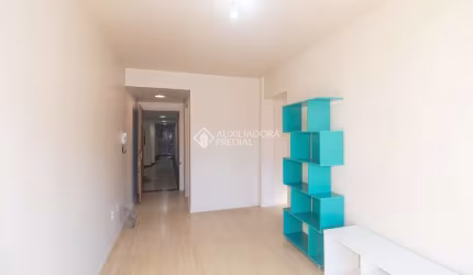 Apartamento com 1 quarto para alugar na Rua Garibaldi, 1117, Bom Fim, Porto Alegre, 50 m2 por R$ 2.400