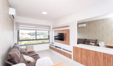 Apartamento com 1 quarto para alugar na CASSILDA FLORA ZAFFARI, 60, Teresópolis, Porto Alegre, 50 m2 por R$ 2.800