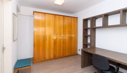 Apartamento com 1 quarto para alugar na Rua Jerônimo Coelho, 294, Centro Histórico, Porto Alegre, 33 m2 por R$ 1.800