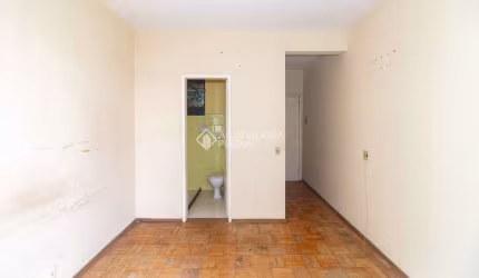 Kitnet / Stúdio para alugar na Avenida Senador Salgado Filho, 327, Centro Histórico, Porto Alegre, 20 m2 por R$ 700