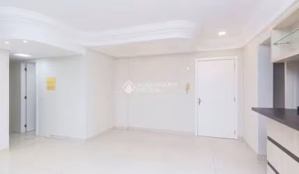 Apartamento com 2 quartos para alugar na Avenida Bento Gonçalves, 1515, Partenon, Porto Alegre, 66 m2 por R$ 2.500