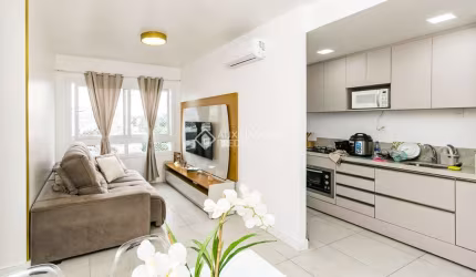 Apartamento com 2 quartos para alugar na Antonio Sereno Moretto, 55, Teresópolis, Porto Alegre, 64 m2 por R$ 3.000