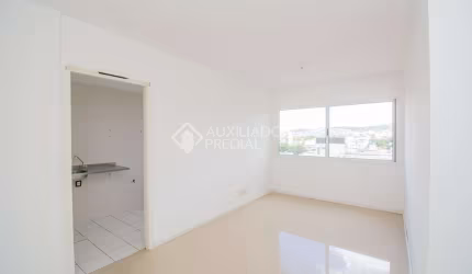 Apartamento com 3 quartos para alugar na Avenida Bento Gonçalves, 1515, Partenon, Porto Alegre, 68 m2 por R$ 2.300