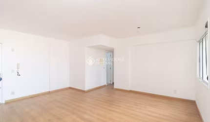 Apartamento com 2 quartos para alugar na Avenida Bento Gonçalves, 1515, Partenon, Porto Alegre, 66 m2 por R$ 2.100