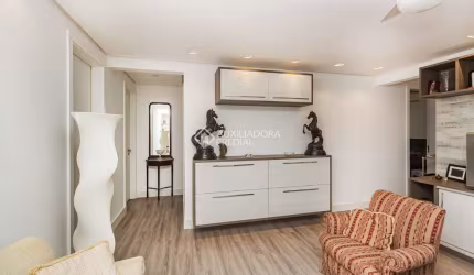 Apartamento com 4 quartos para alugar na Avenida Lageado, 1256, Petrópolis, Porto Alegre, 303 m2 por R$ 36.900