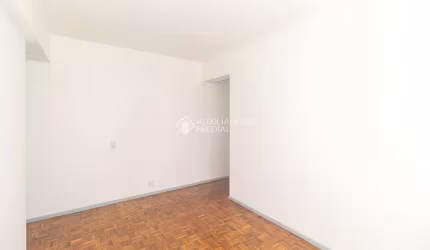 Apartamento com 2 quartos para alugar na Rua Riachuelo, 1268, Centro Histórico, Porto Alegre, 55 m2 por R$ 1.350