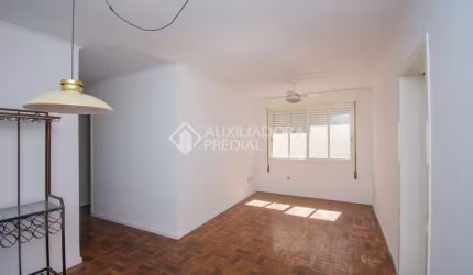 Apartamento com 3 quartos para alugar na Rua Professor Cristiano Fischer, 320, Jardim do Salso, Porto Alegre, 84 m2 por R$ 1.500