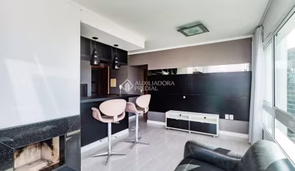 Apartamento com 2 quartos para alugar na Rua Valdir Antônio Lopes, 199, Três Figueiras, Porto Alegre, 88 m2 por R$ 5.500