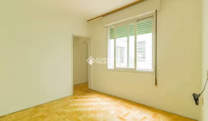 Apartamento com 2 quartos para alugar na Rua Itararé, 92, Jardim São Pedro, Porto Alegre, 58 m2 por R$ 1.525