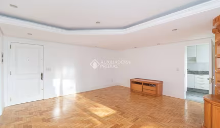 Apartamento com 2 quartos para alugar na Rua Mariante, 54, Moinhos de Vento, Porto Alegre, 105 m2 por R$ 4.200