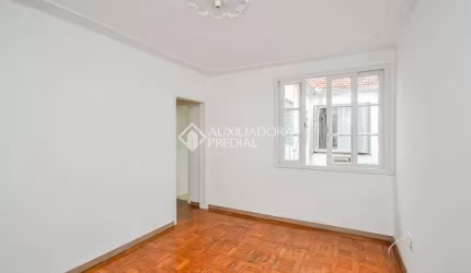 Apartamento com 2 quartos para alugar na Rua Vinte de Setembro, 437, Azenha, Porto Alegre, 56 m2 por R$ 1.350