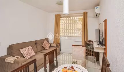 Apartamento com 2 quartos para alugar na Avenida Família Gonçalves Carneiro, 441, Cavalhada, Porto Alegre, 42 m2 por R$ 1.700