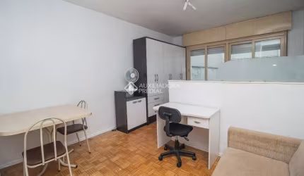 Apartamento com 1 quarto para alugar na Rua Santo Antônio, 590, Floresta, Porto Alegre, 32 m2 por R$ 1.380
