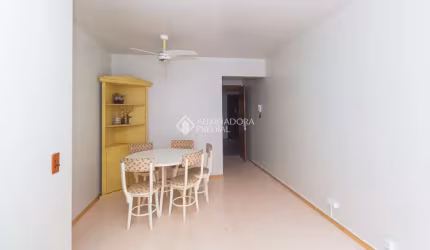 Apartamento com 3 quartos para alugar na Rua Carlos Silveira Martins Pacheco, 55, Cristo Redentor, Porto Alegre, 70 m2 por R$ 2.500